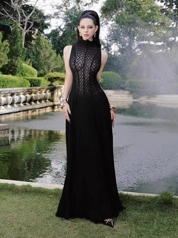 2025 Round-Neck Sleeveless Umbrella Dress Inside The Dress